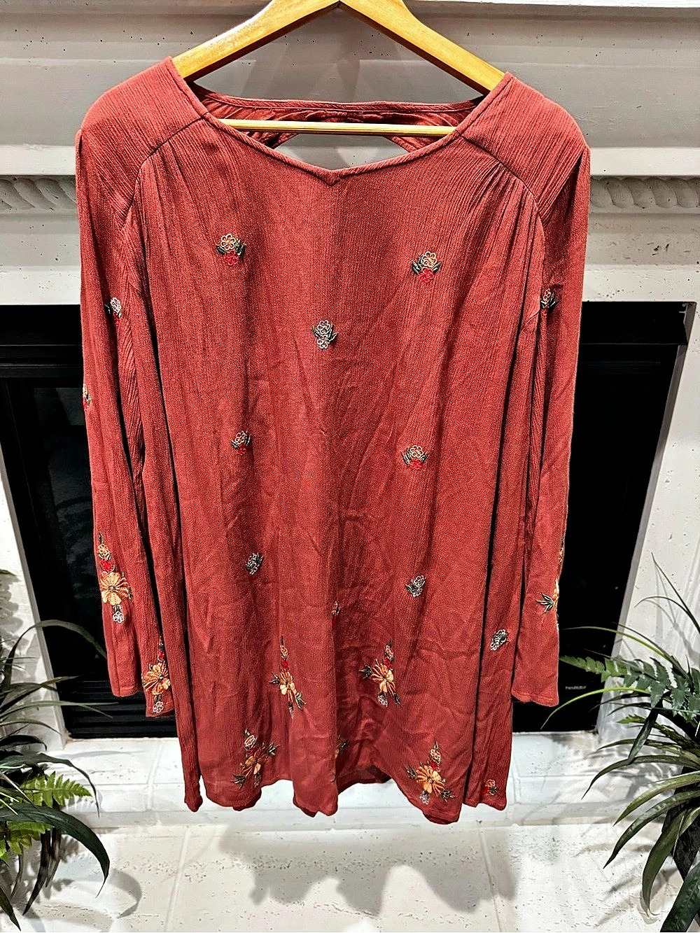Raga Floral Embroidered Tunic in Red Like New